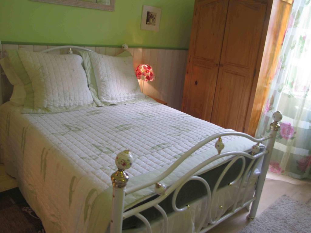 Chambres D'Hotes Les Pensees Douces Auxerre Chambre photo