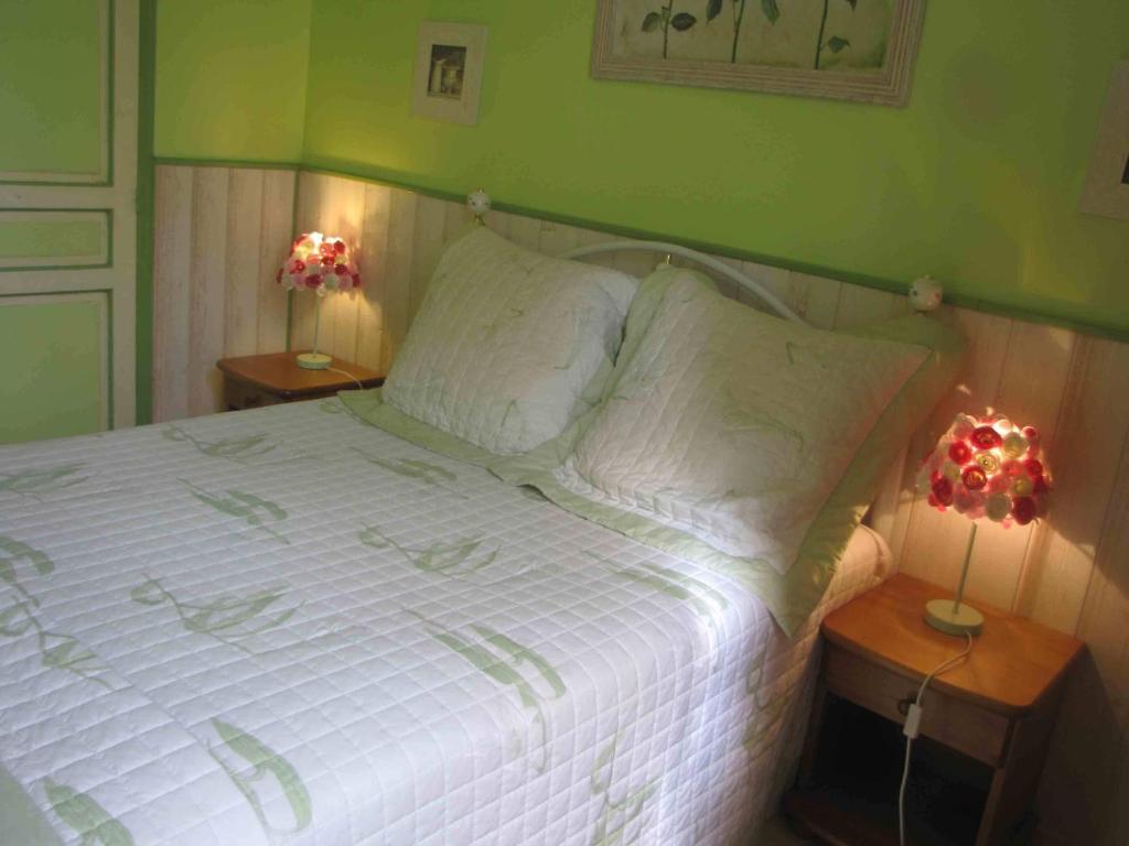 Chambres D'Hotes Les Pensees Douces Auxerre Chambre photo