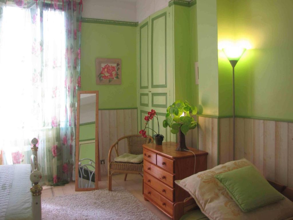Chambres D'Hotes Les Pensees Douces Auxerre Chambre photo
