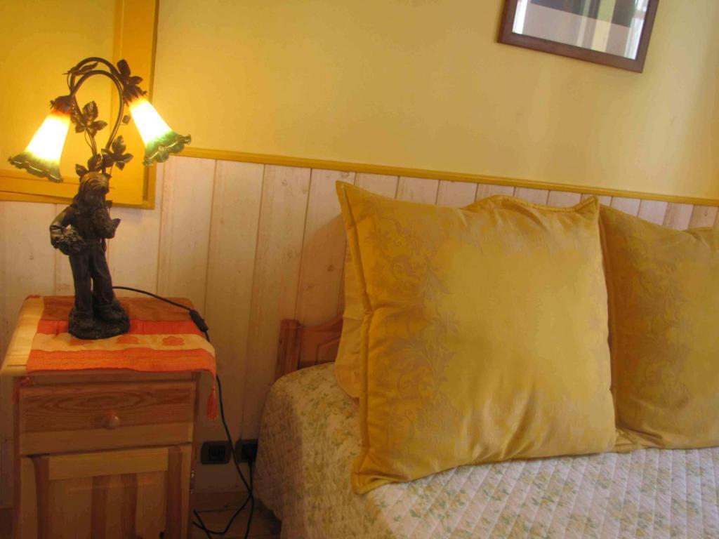 Chambres D'Hotes Les Pensees Douces Auxerre Chambre photo